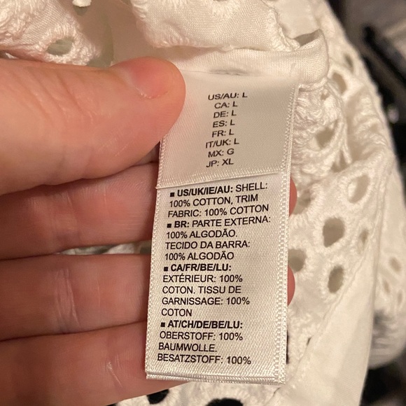 Elegant White Eyelet Crop Top - Picture 11 of 11